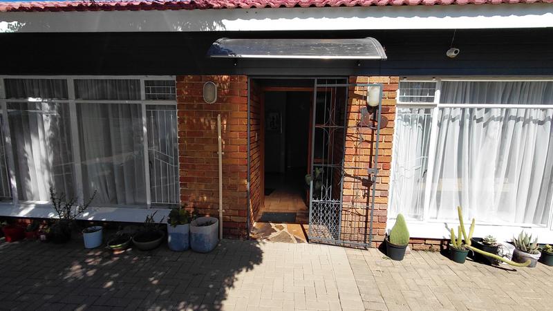 3 Bedroom Property for Sale in Langenhovenpark Free State